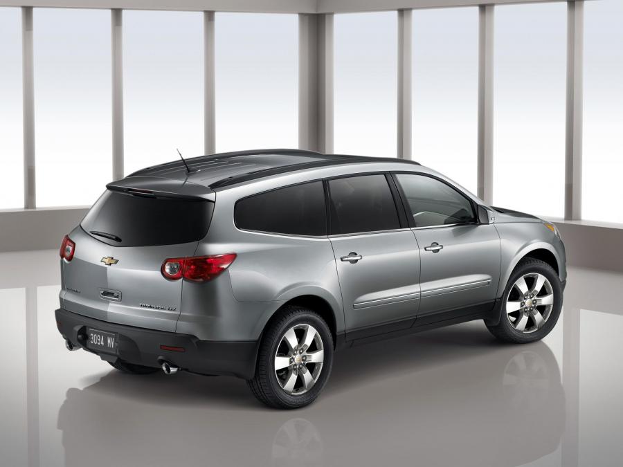  Chevrolet Traverse LTZ 2008 года  (фото 11 из 16)